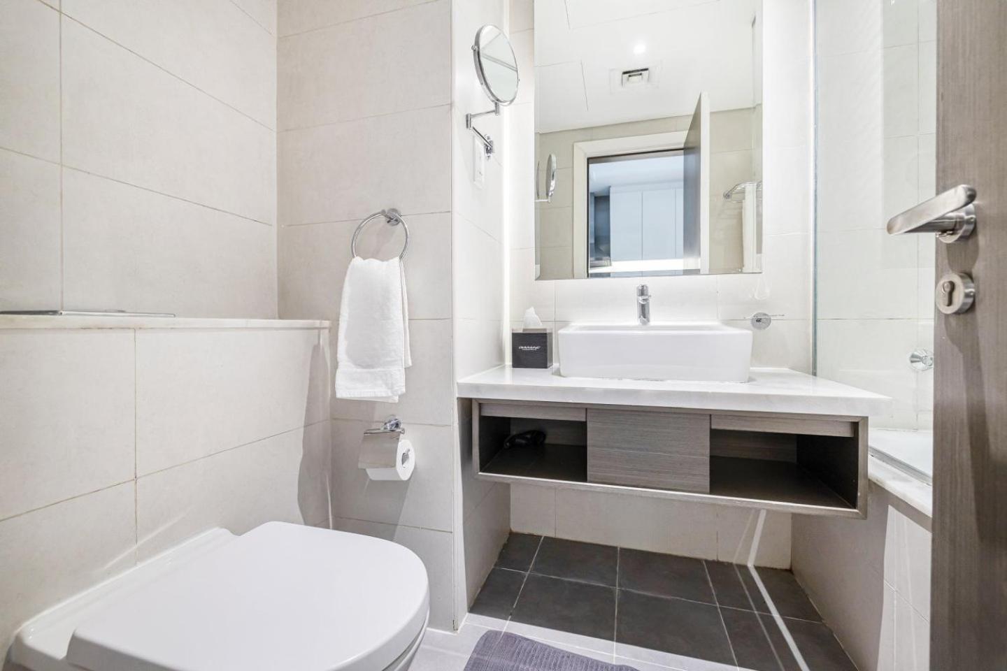 Apartment Damac Maison Prive *